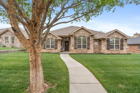 Homes For Sale - 7405 Ledgestone Drive<br/> Amarillo, TX 79119