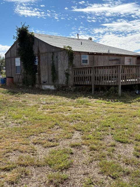 Homes For Sale - 1045 NE 10th Street<br/> Dumas, TX 79029