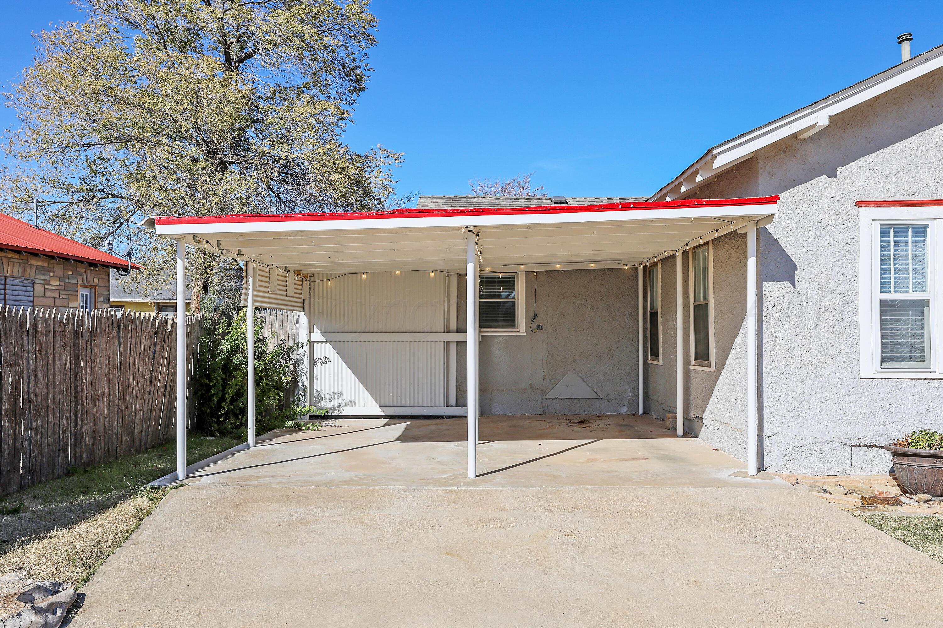 330 W 4th Street, Hereford, Texas image 3