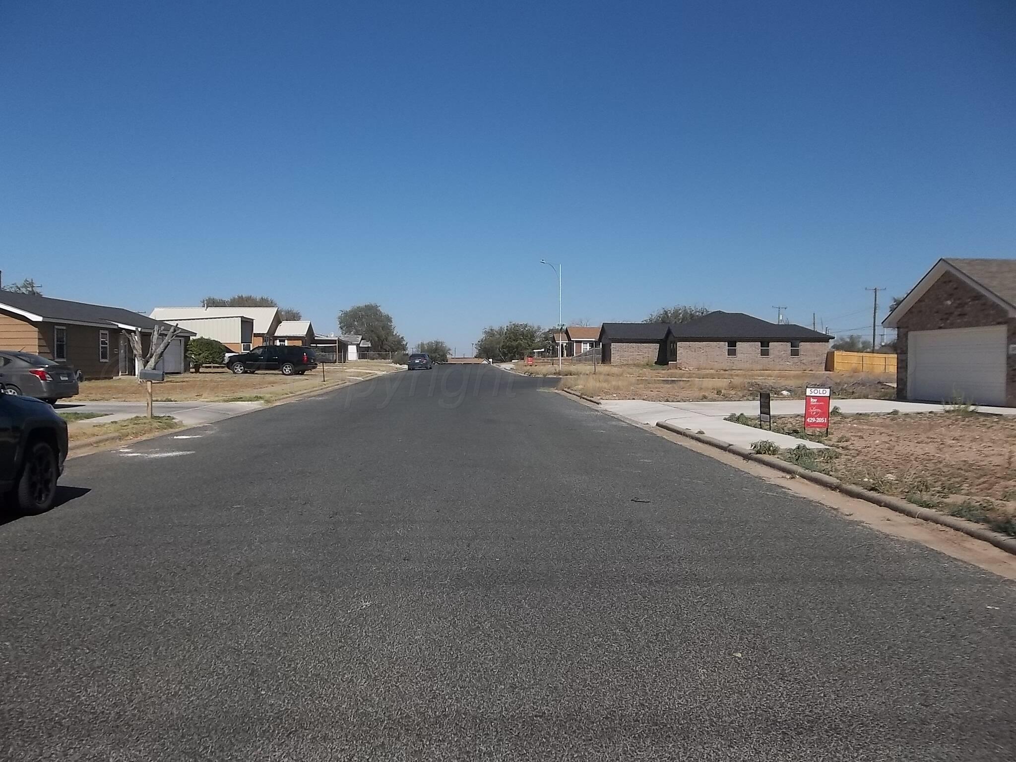 2512 Globe Avenue, Lubbock, Texas image 10