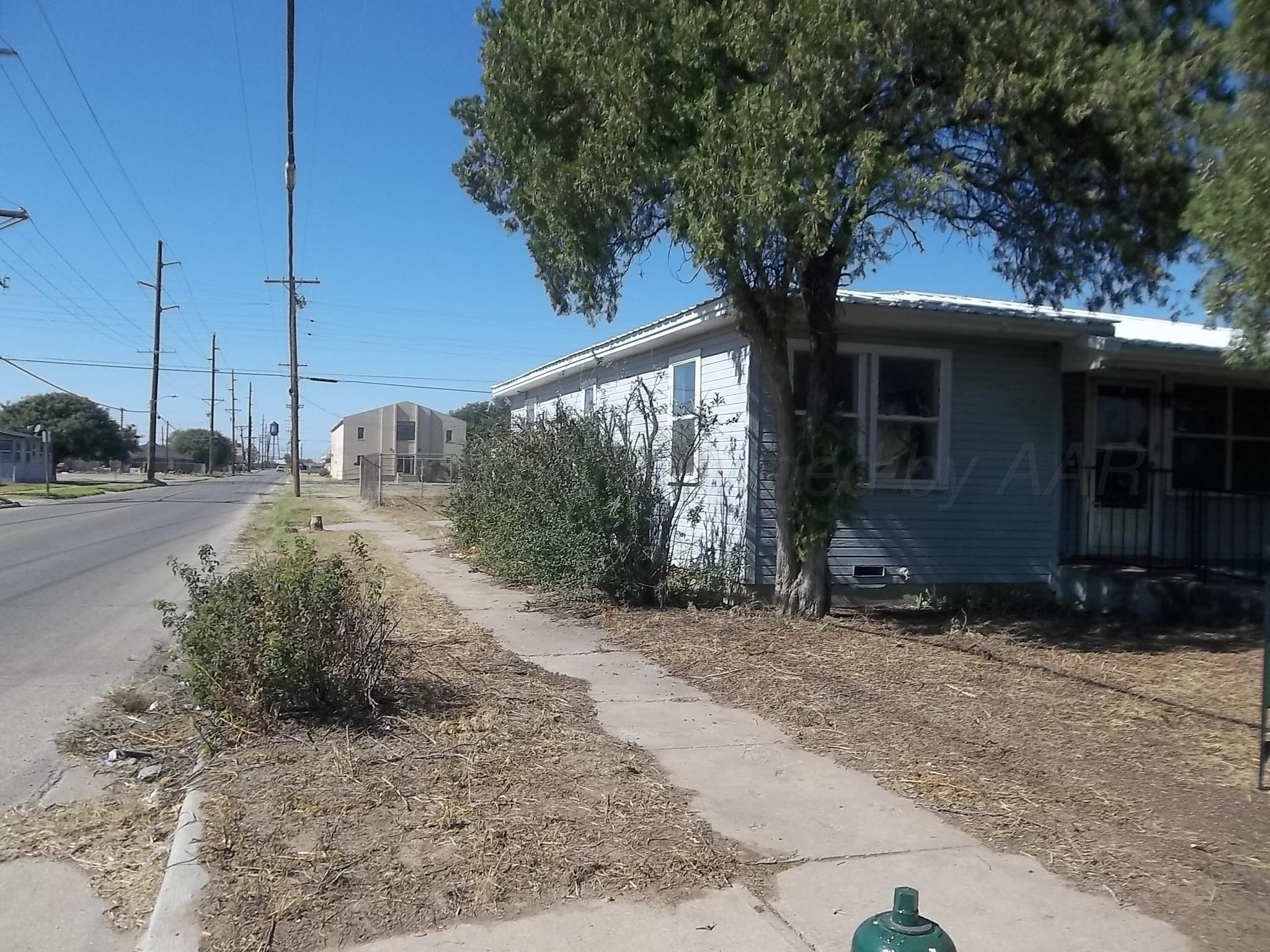 2512 Globe Avenue, Lubbock, Texas image 5