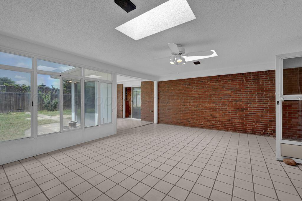 Hereford, Texas 79045, United States, 3 Bedrooms Bedrooms, ,2 BathroomsBathrooms,Residential,Active,121001