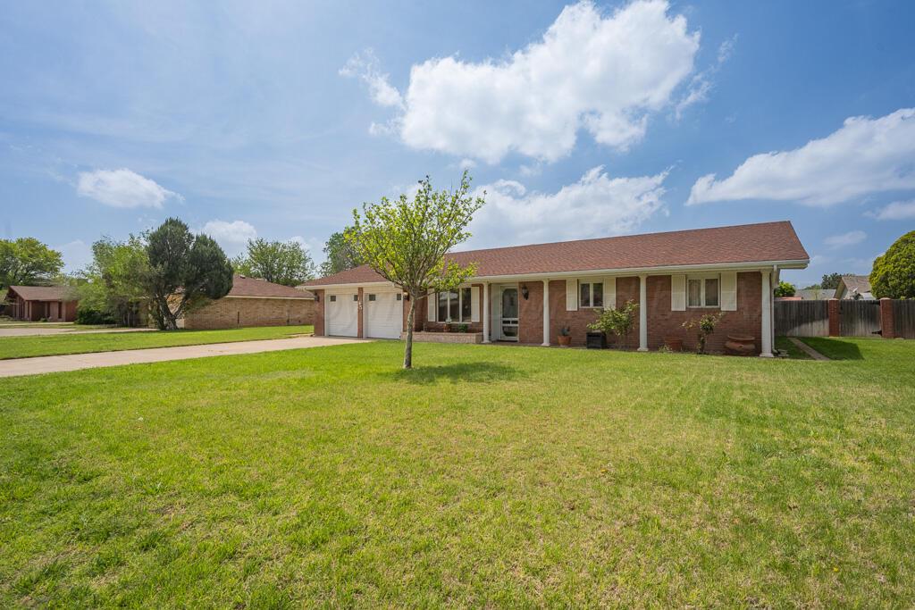 Hereford, Texas 79045, United States, 3 Bedrooms Bedrooms, ,2 BathroomsBathrooms,Residential,Active,121001