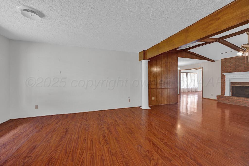 Hereford, Texas 79045, United States, 3 Bedrooms Bedrooms, ,2 BathroomsBathrooms,Residential,Active,121001