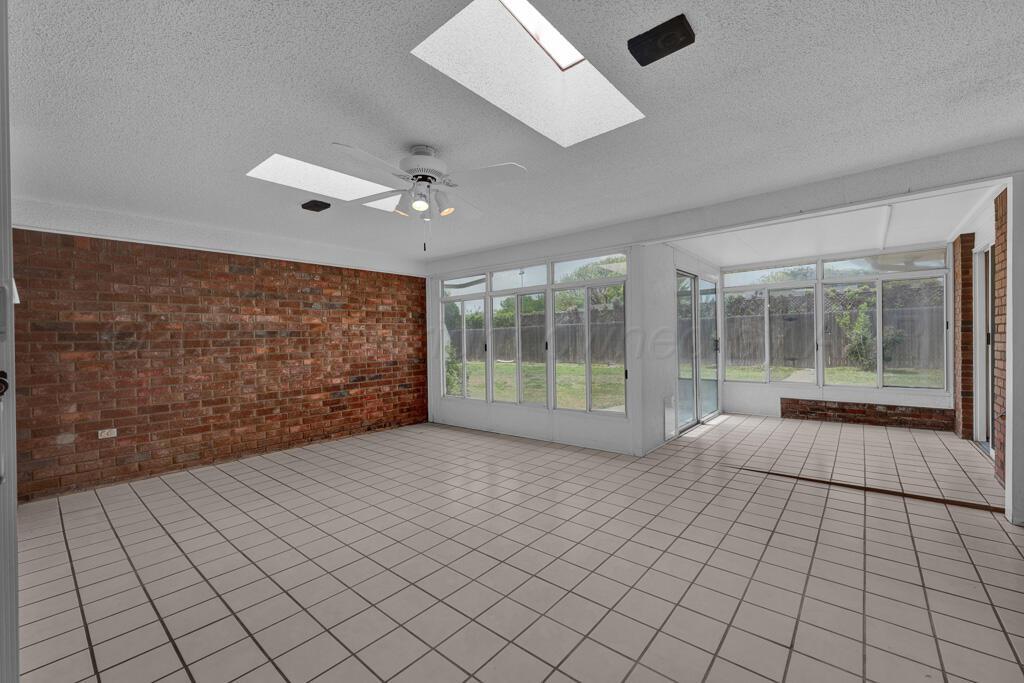 Hereford, Texas 79045, United States, 3 Bedrooms Bedrooms, ,2 BathroomsBathrooms,Residential,Active,121001