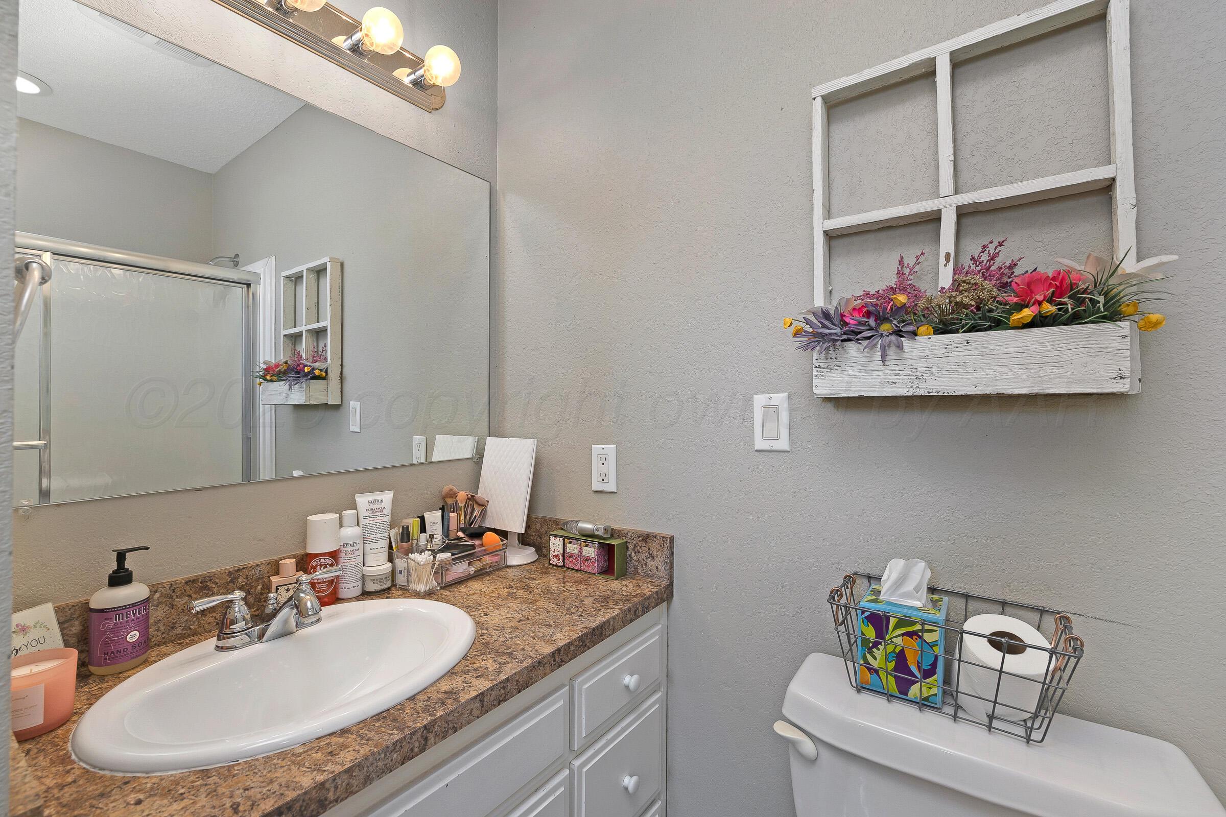 1079 &1077 N County Rd L Drive, Panhandle, Alaska image 31