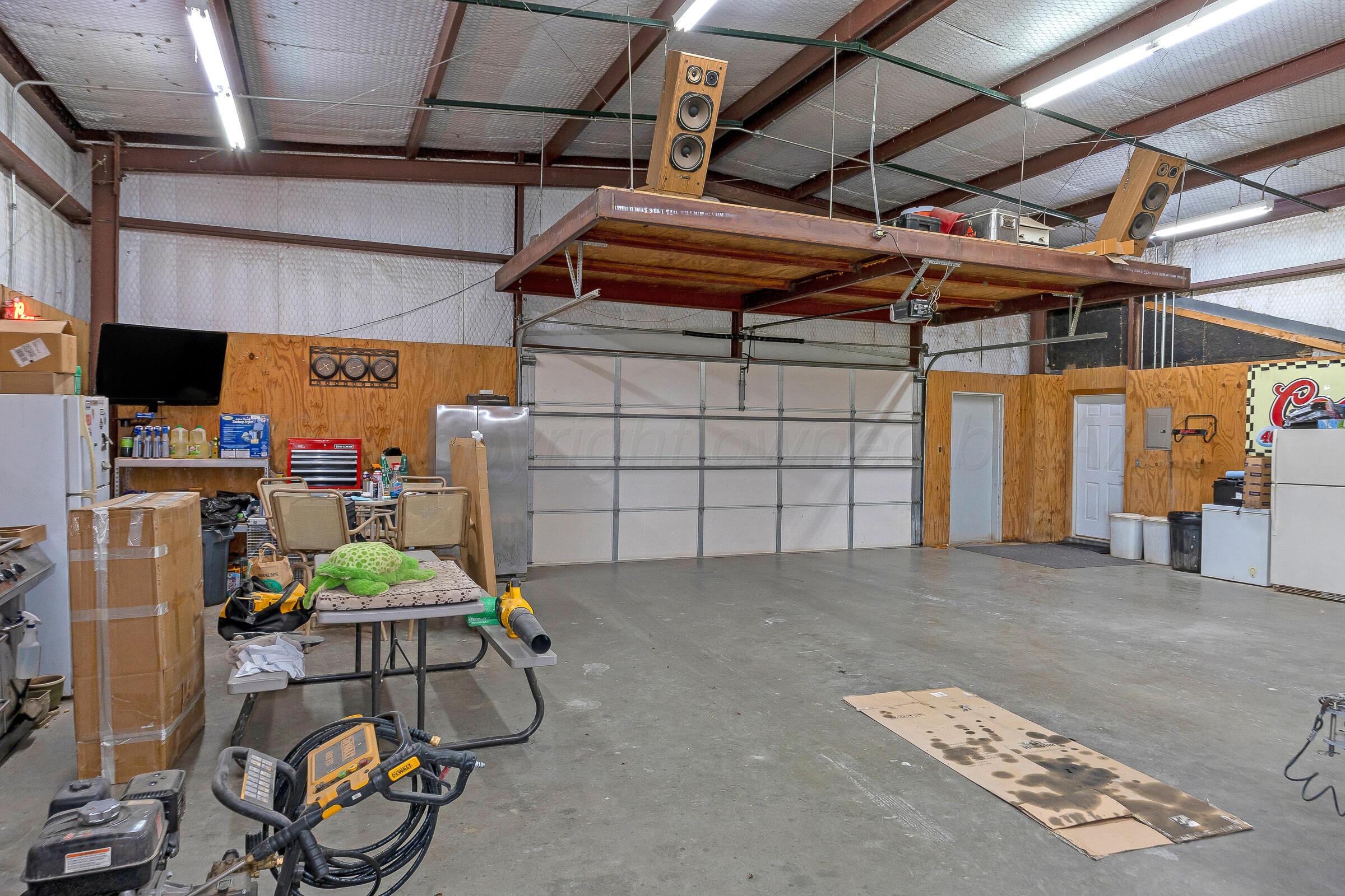 1079 &1077 N County Rd L Drive, Panhandle, Alaska image 5