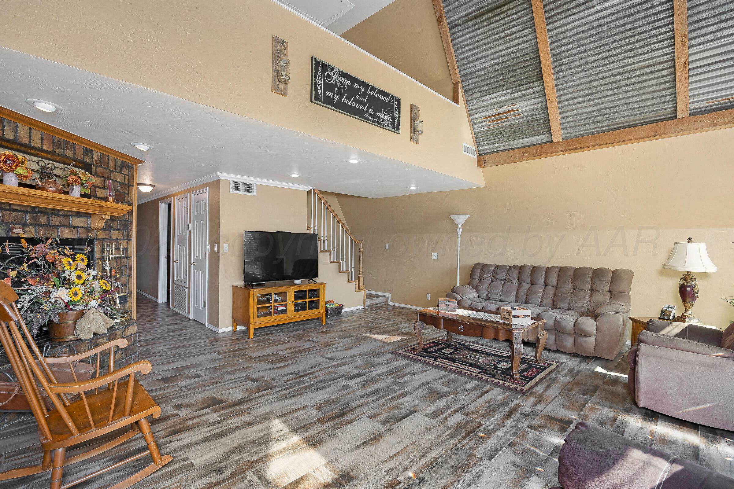 1079 &1077 N County Rd L Drive, Panhandle, Alaska image 15