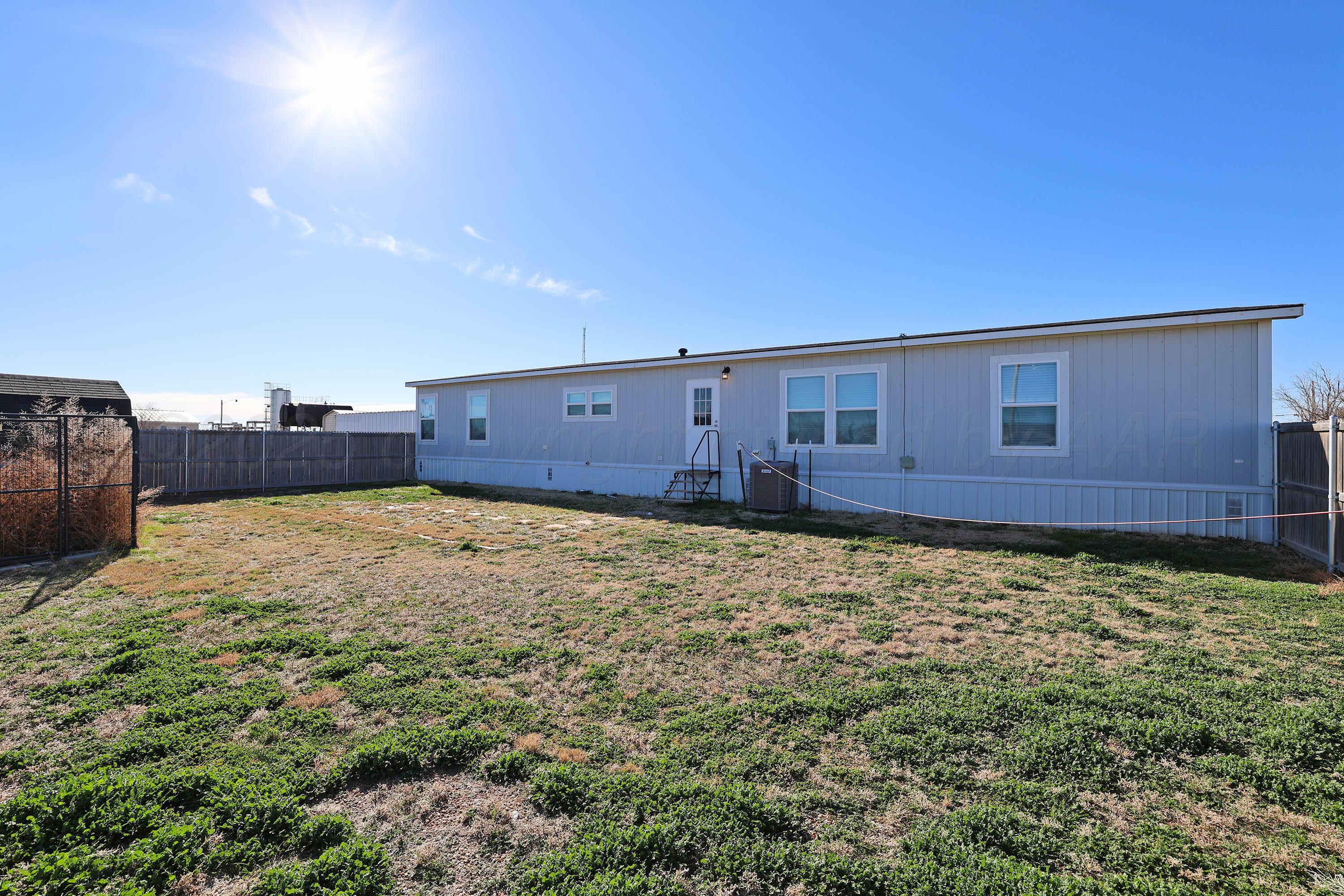 707 Trice Street, Claude, Texas image 25