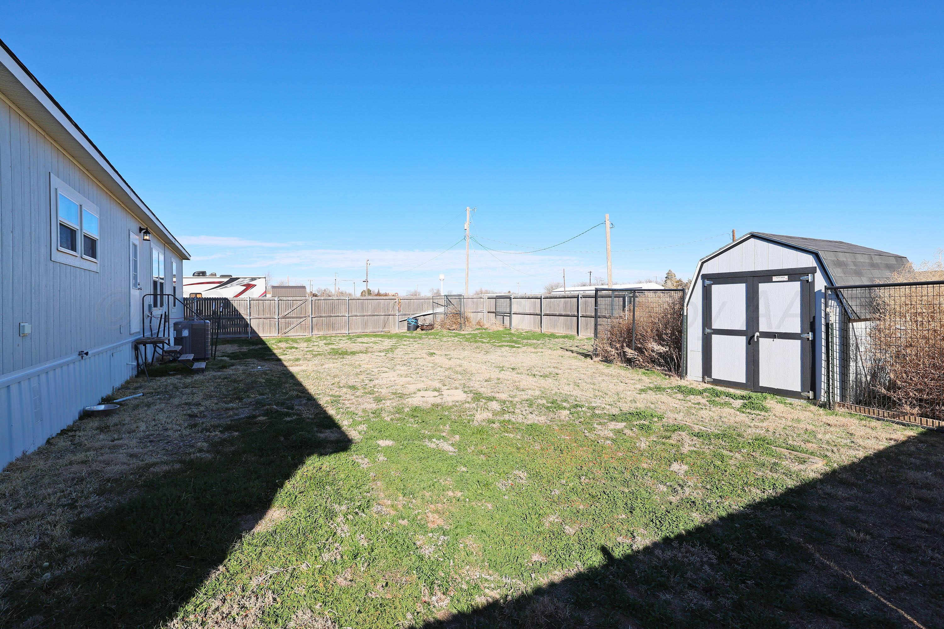 707 Trice Street, Claude, Texas image 26