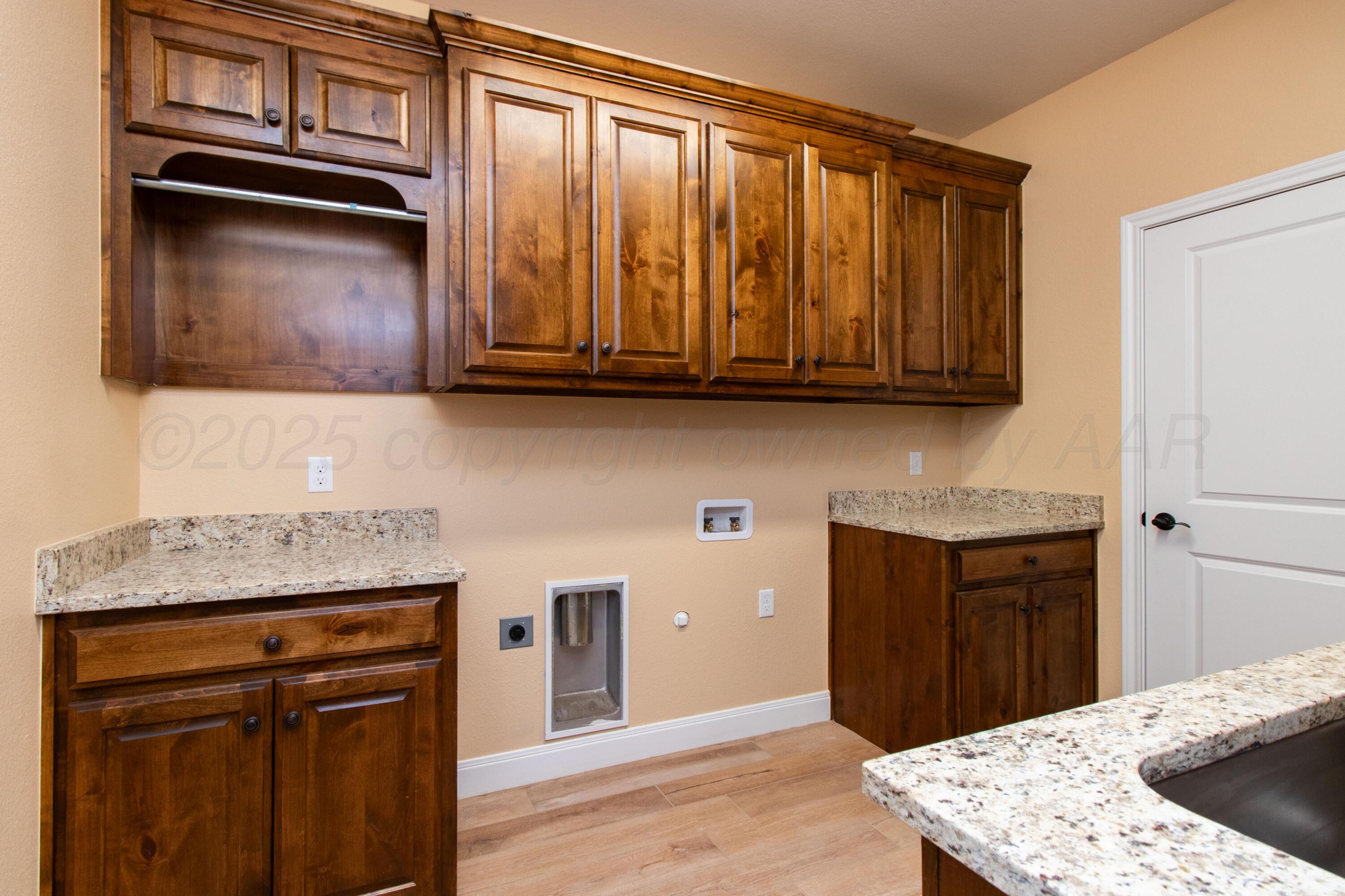 11453 Twin Hills Drive, Amarillo, Texas image 38