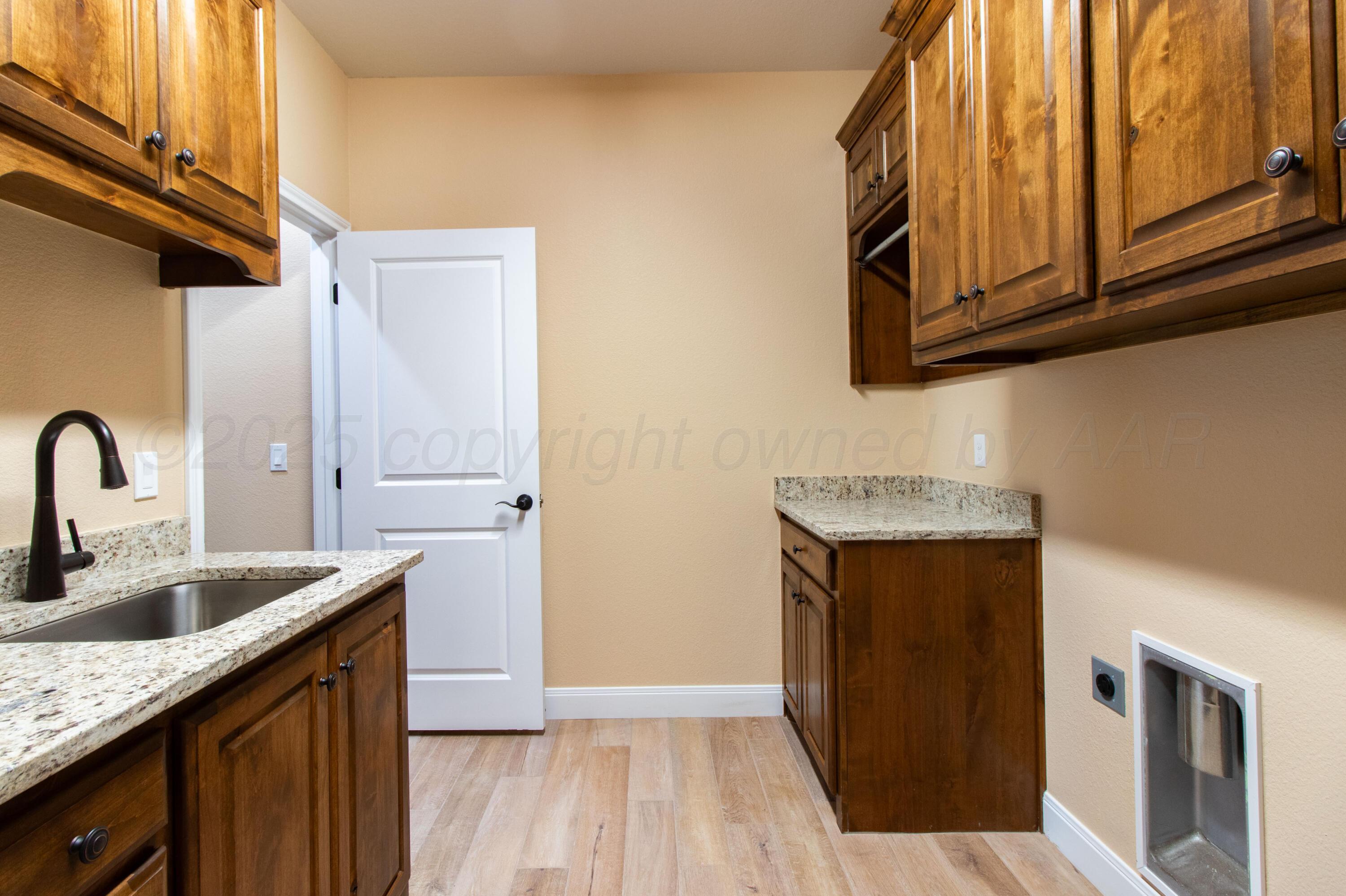 11453 Twin Hills Drive, Amarillo, Texas image 41