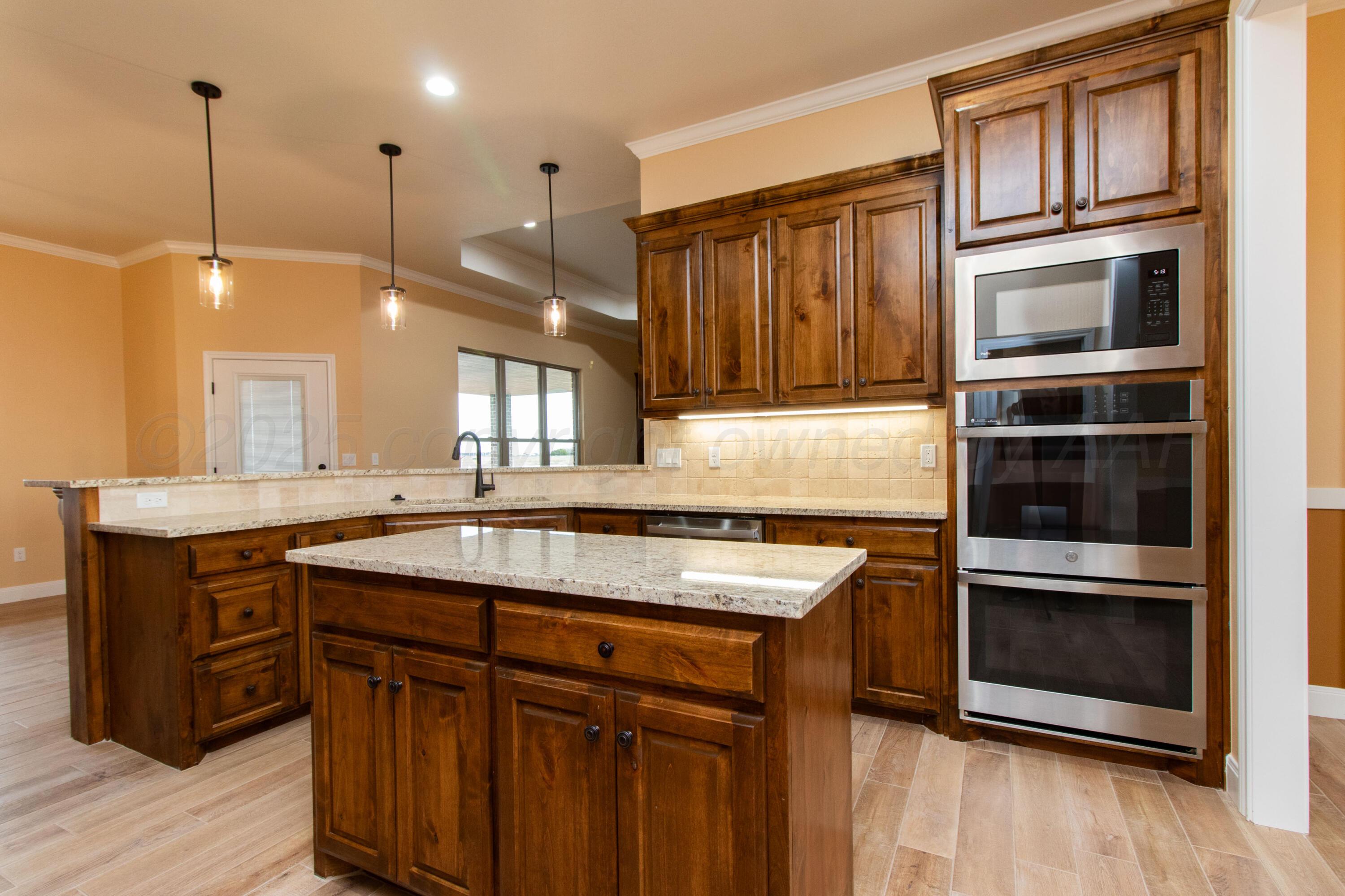 11453 Twin Hills Drive, Amarillo, Texas image 8