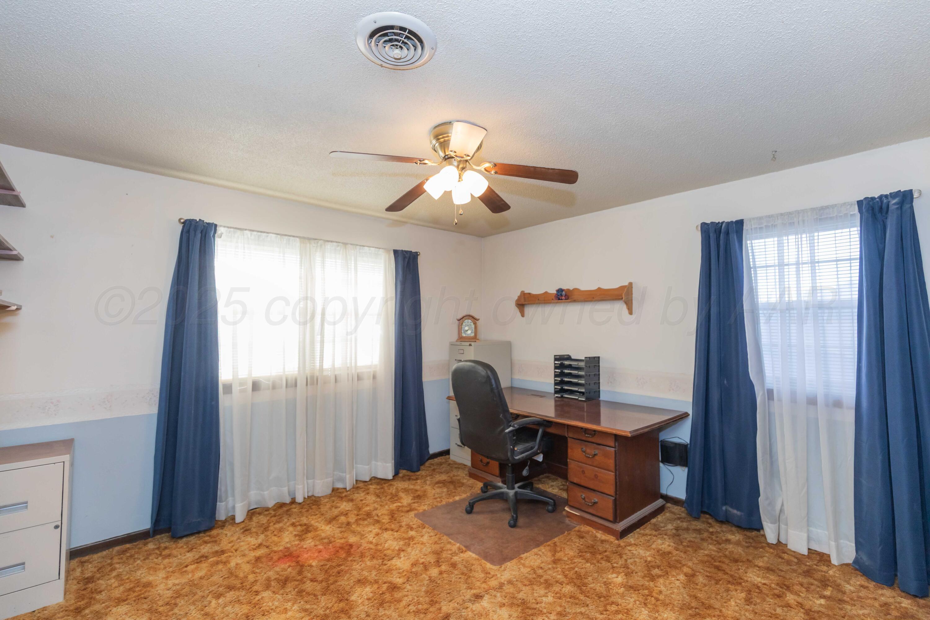 301 N Armstrong Avenue, Tulia, Texas image 20