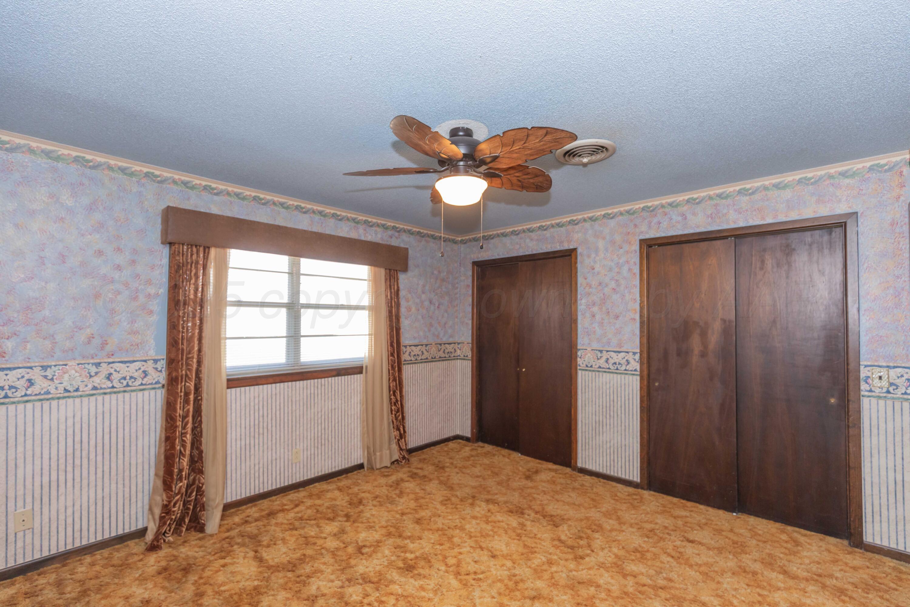 301 N Armstrong Avenue, Tulia, Texas image 15