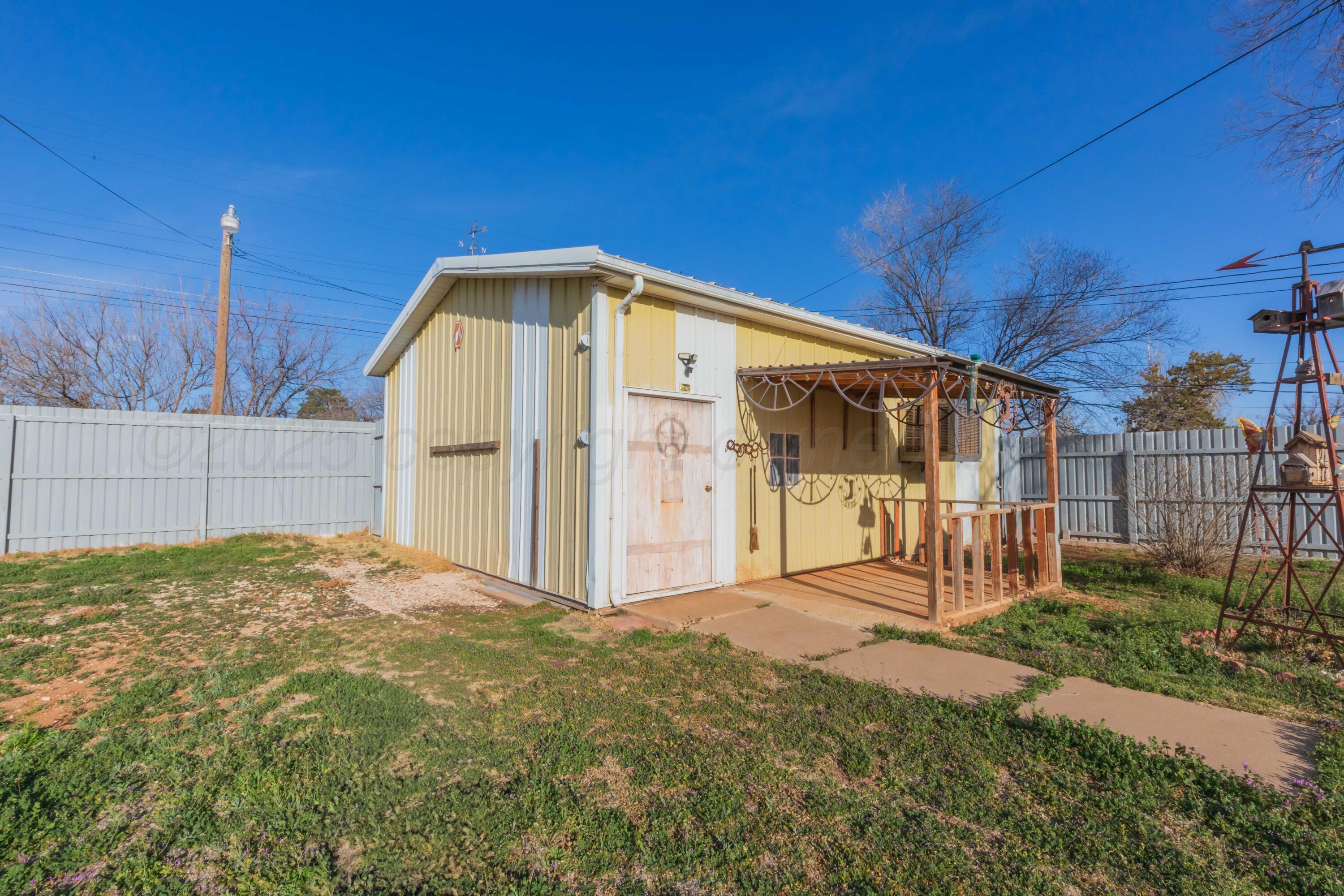 301 N Armstrong Avenue, Tulia, Texas image 37
