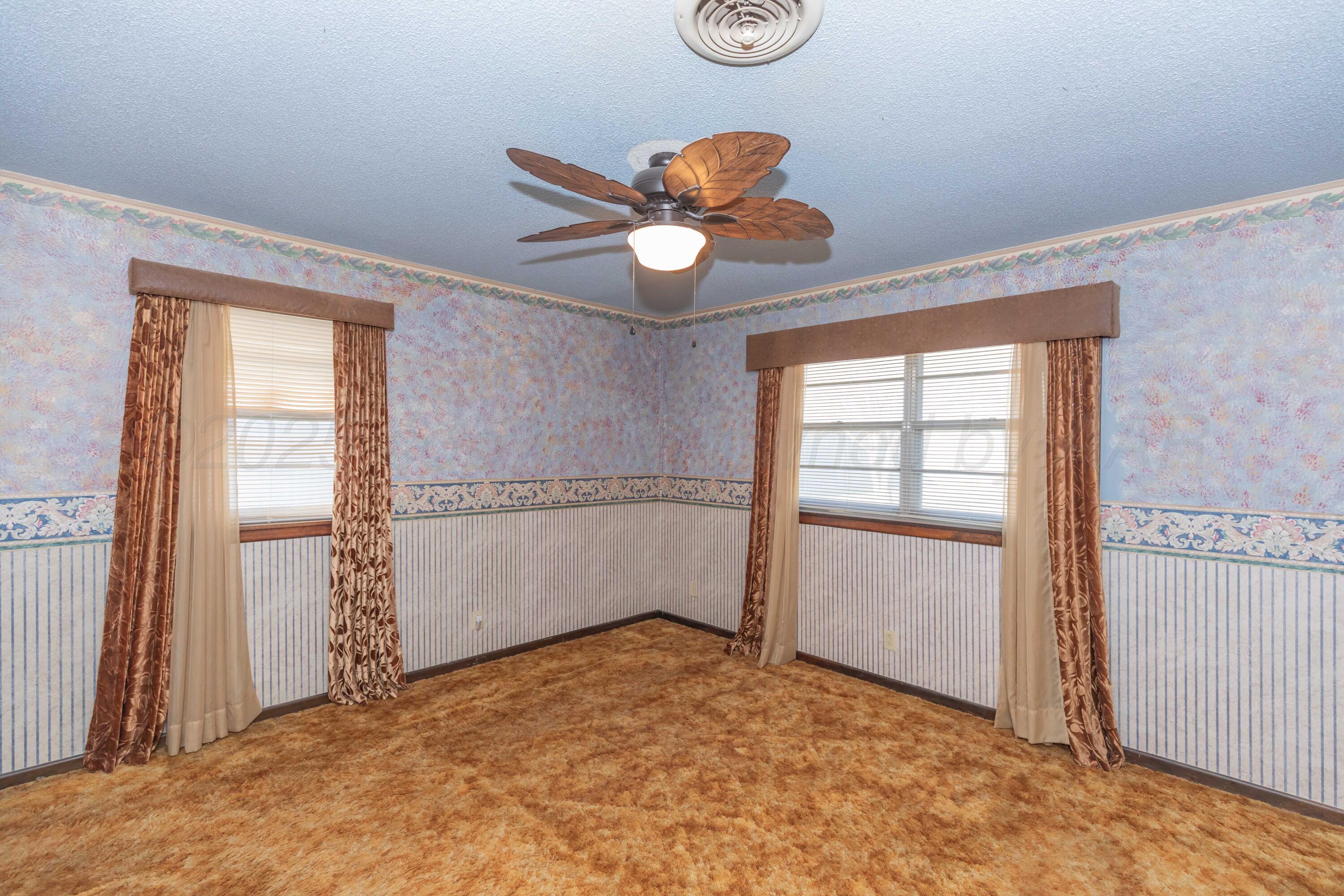 301 N Armstrong Avenue, Tulia, Texas image 14