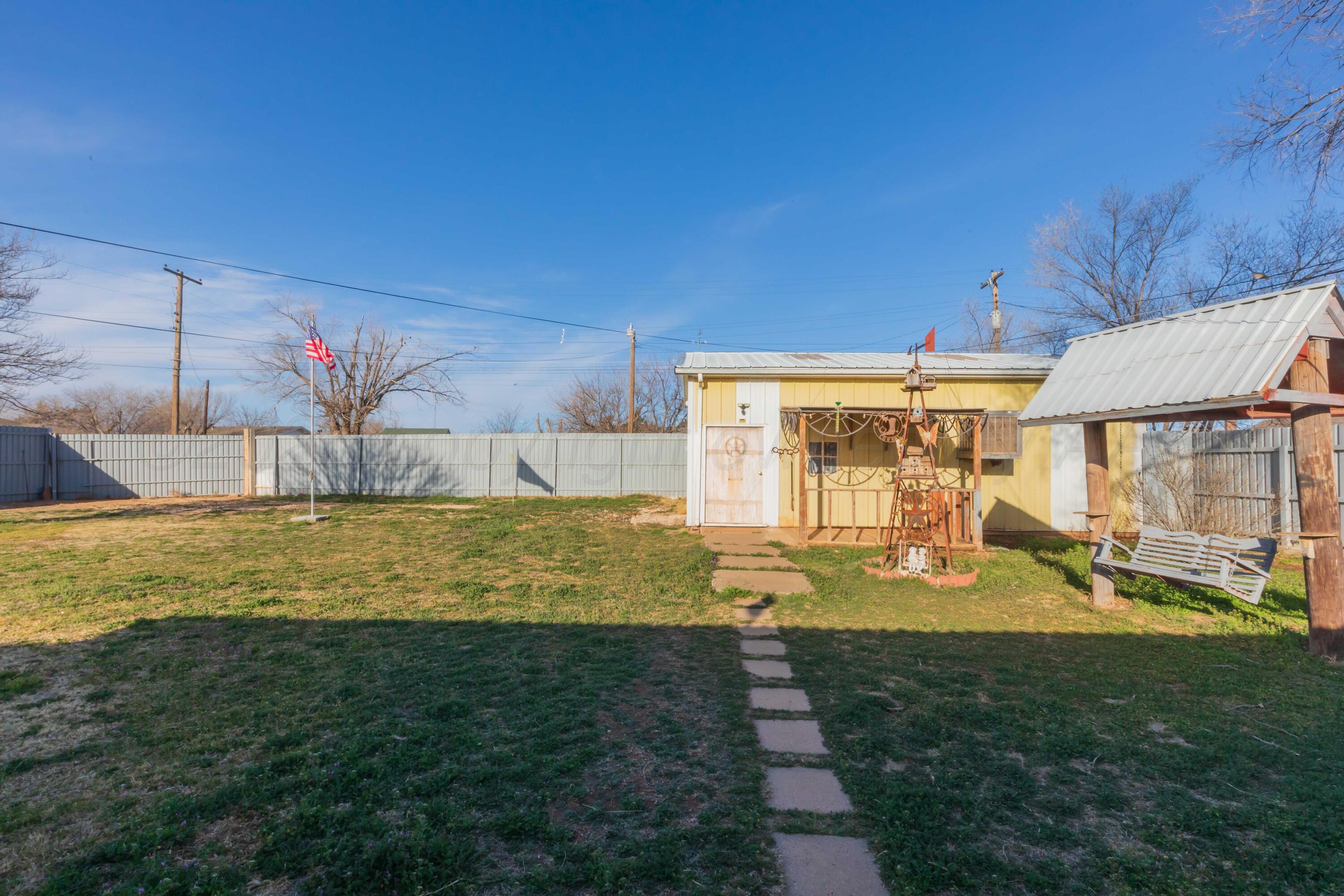301 N Armstrong Avenue, Tulia, Texas image 35