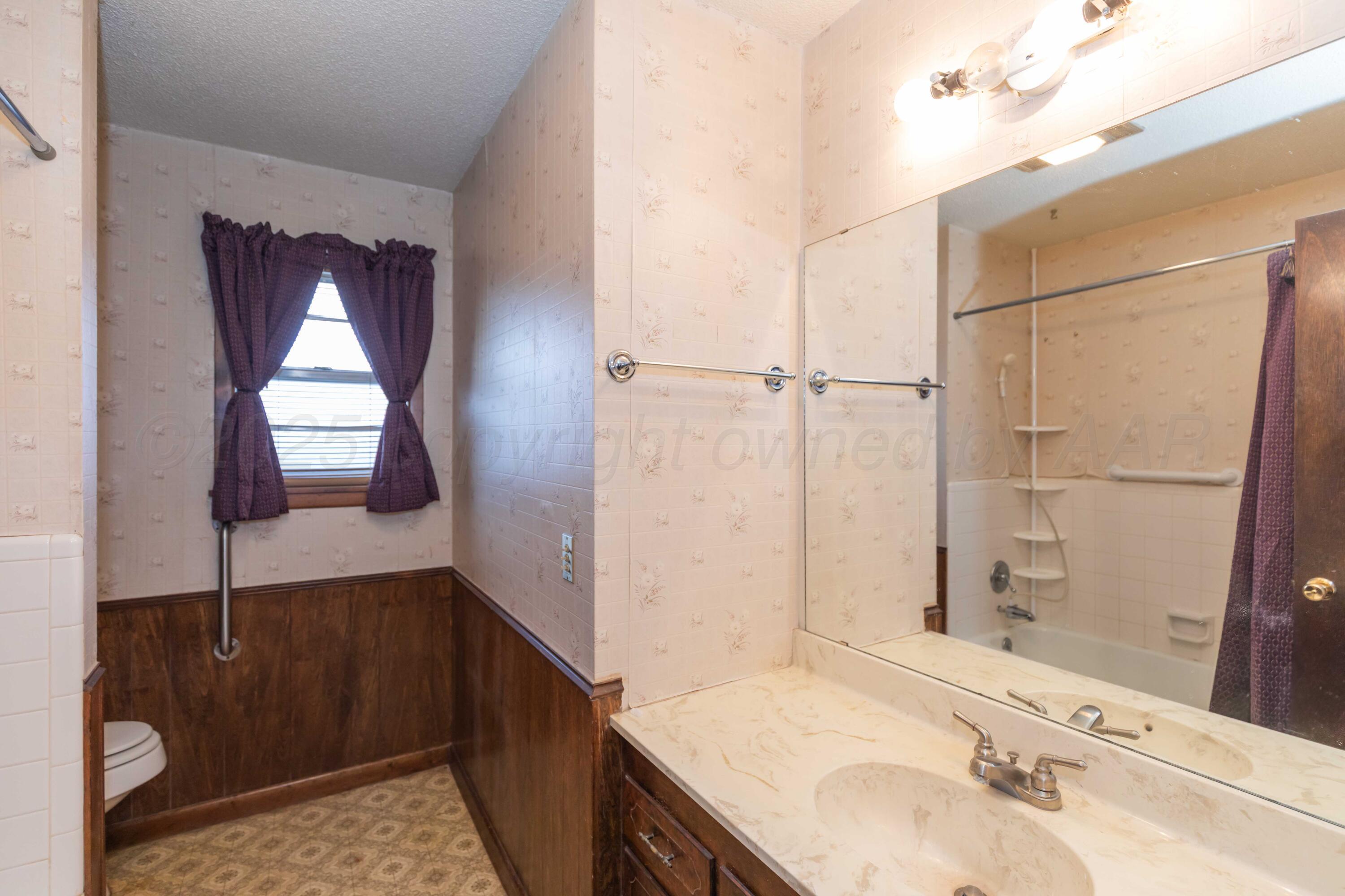 301 N Armstrong Avenue, Tulia, Texas image 23
