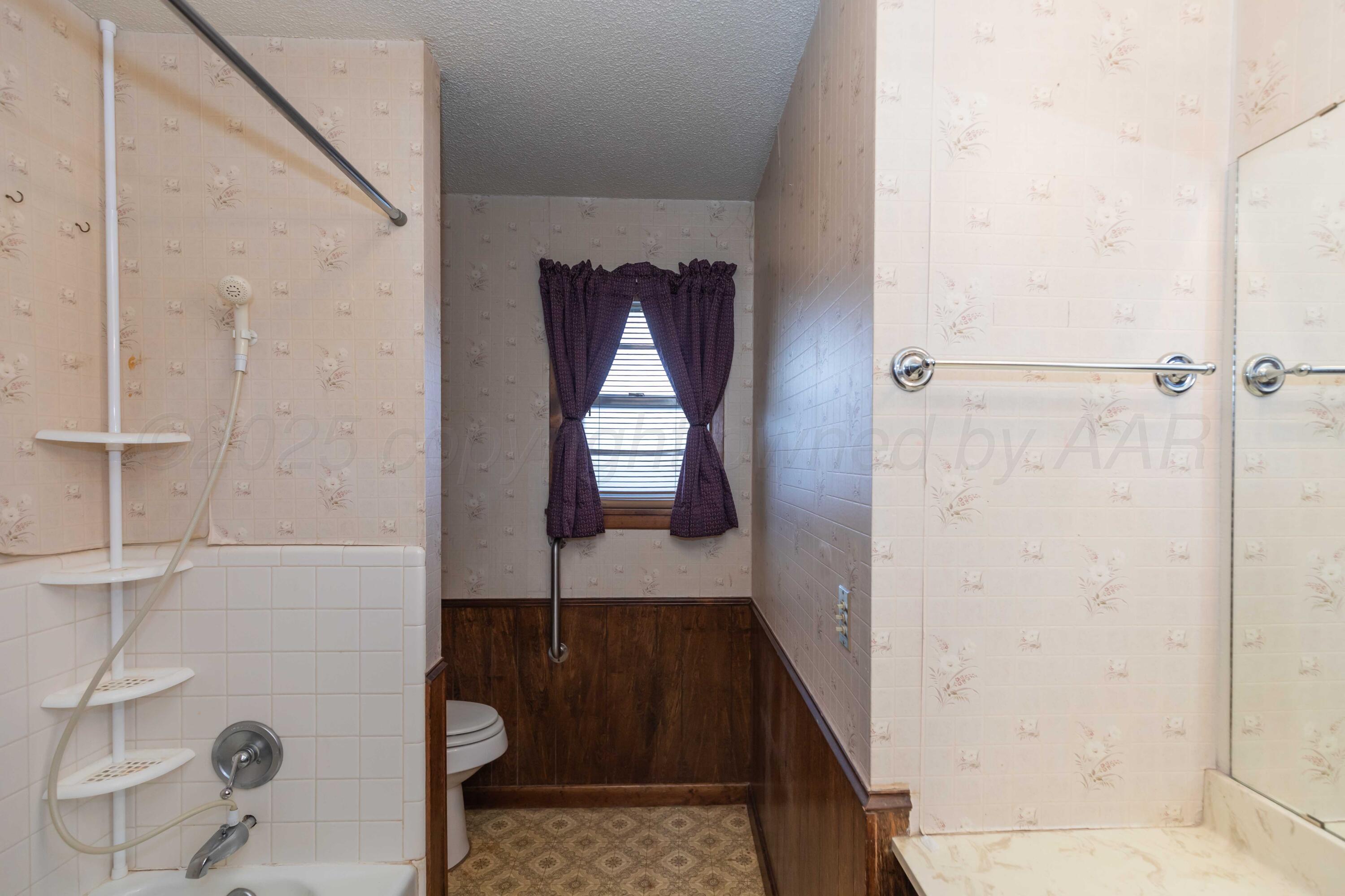 301 N Armstrong Avenue, Tulia, Texas image 24