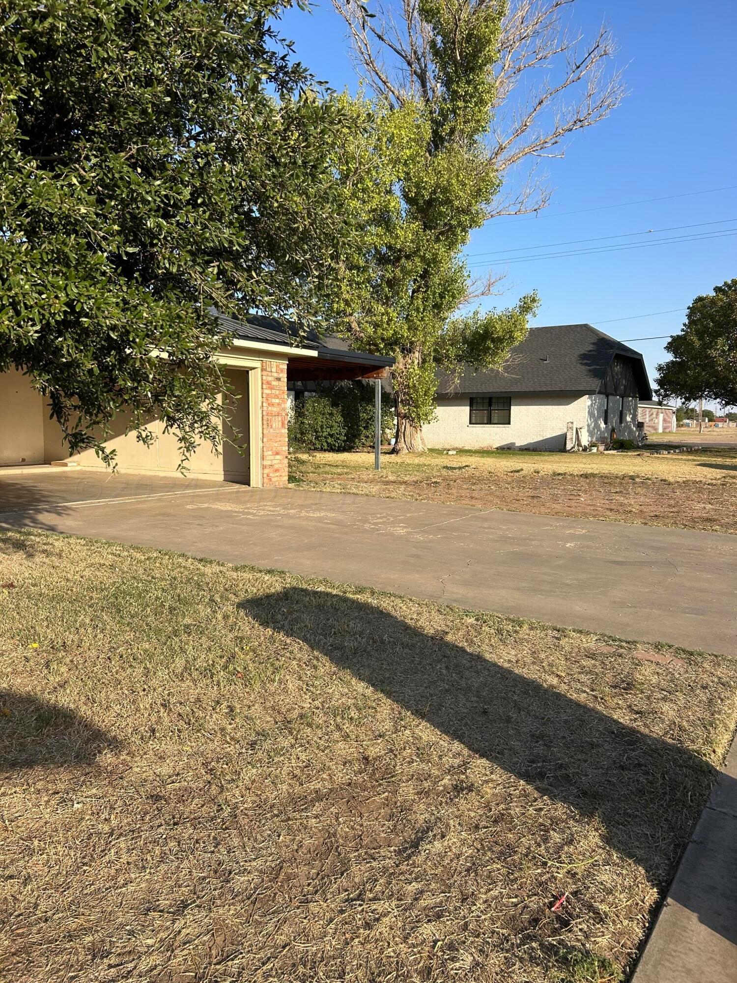 245 Greenwood Street, Hereford, Texas image 4