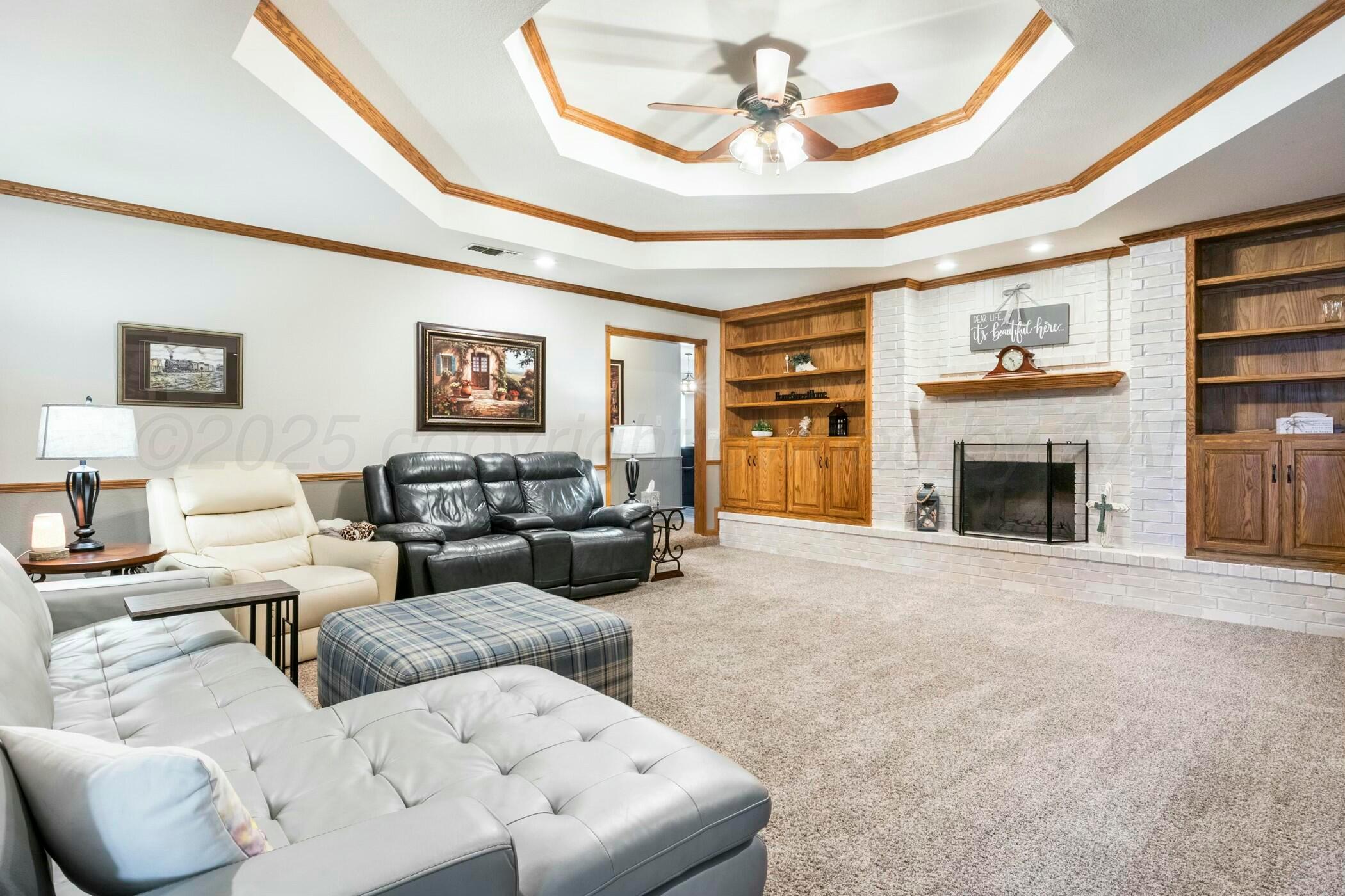 301 Floyd Avenue, Dumas, Texas image 4