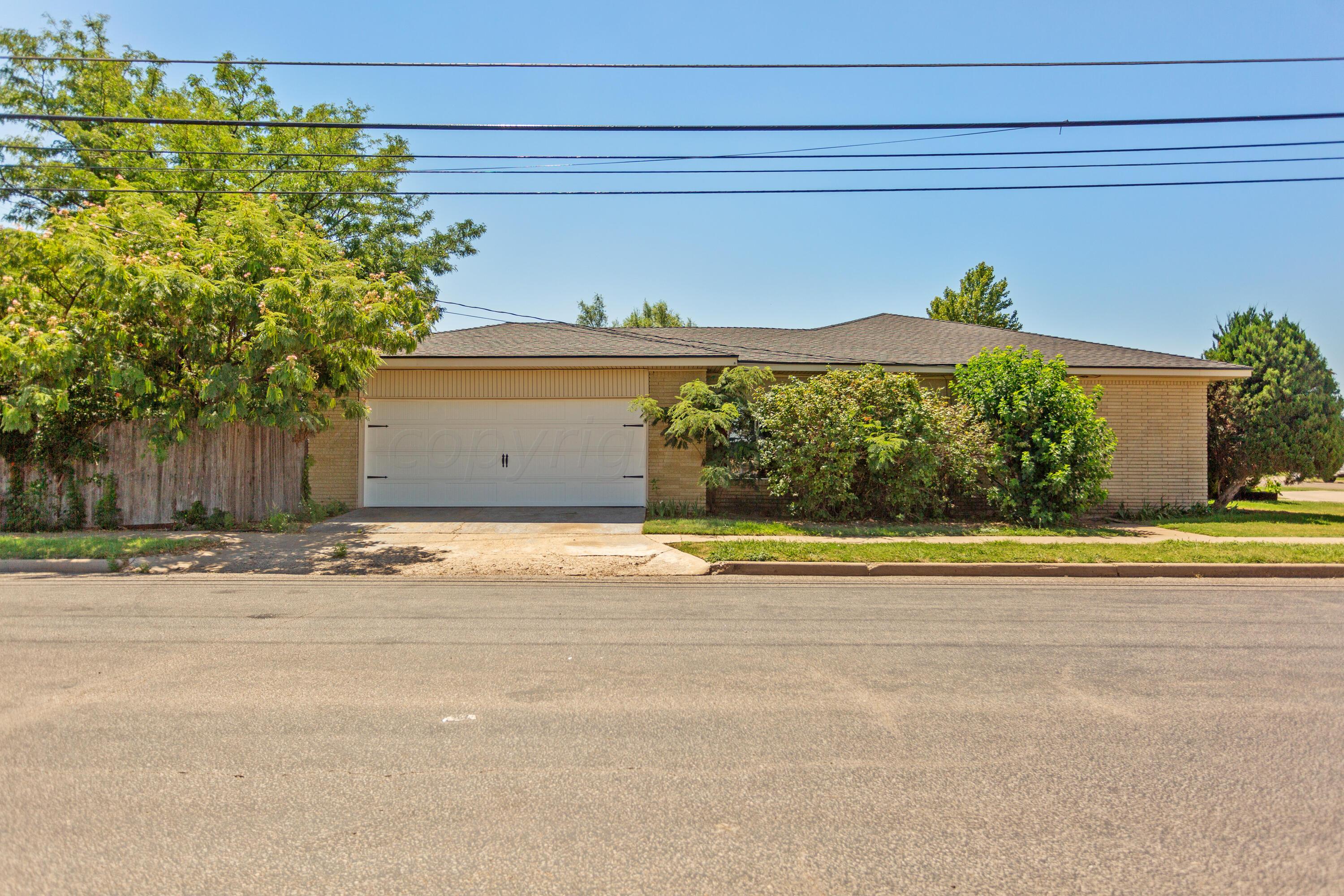 1722 N Aspen Drive, Pampa, Texas image 3