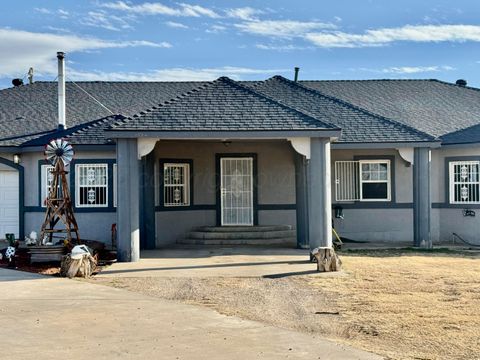 Homes For Sale - 5496 W Road R<br/> Dumas, TX 79029