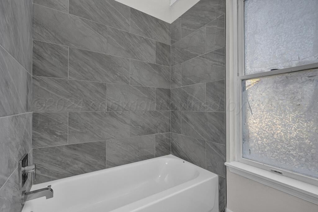 Amarillo, Texas 79109, United States, 4 Bedrooms Bedrooms, ,3 BathroomsBathrooms,Residential,Active,28701