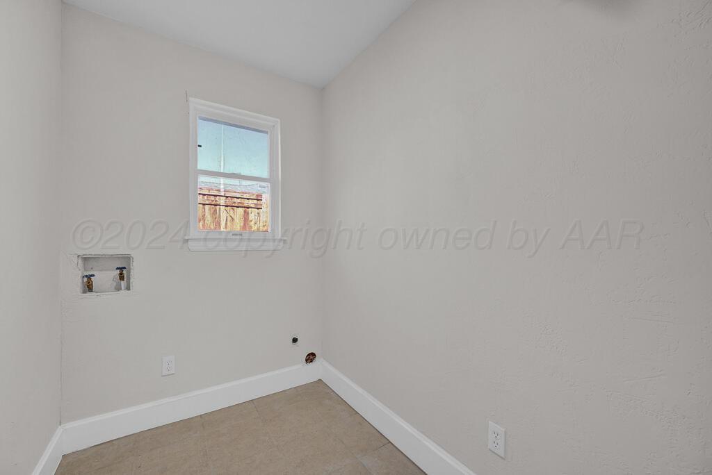 Amarillo, Texas 79109, United States, 4 Bedrooms Bedrooms, ,3 BathroomsBathrooms,Residential,Active,28701