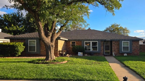 Homes For Sale - 5803 Stone Drive<br/> Amarillo, TX 79109