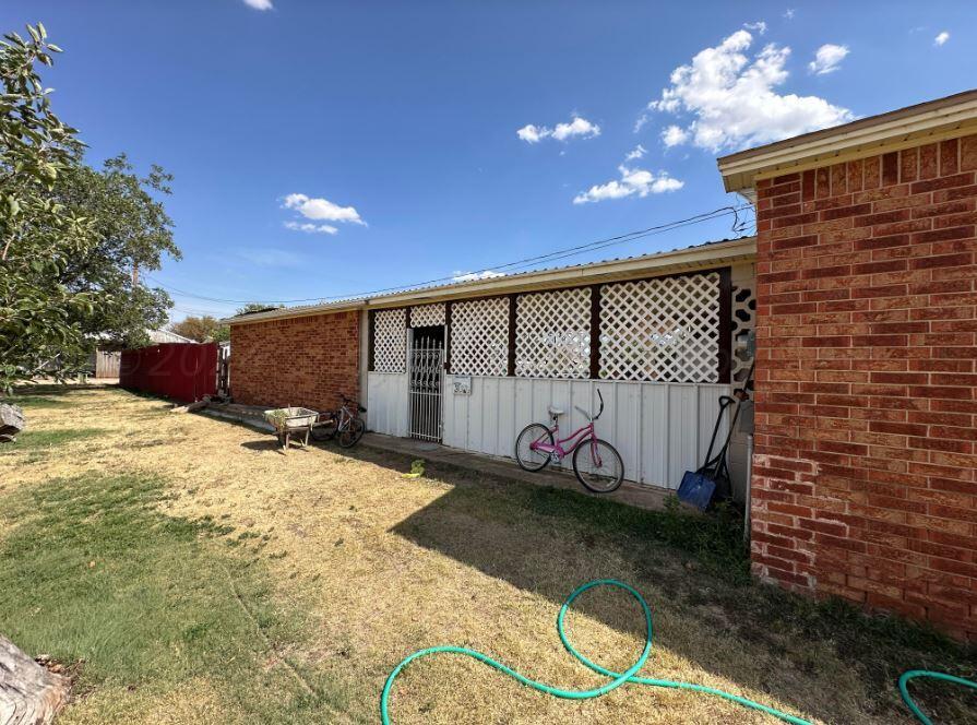 716 N Armstrong Avenue, Tulia, Idaho image 4