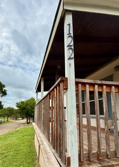 Homes For Sale - 122 Rambling Lane<br/> Fritch, TX 79036