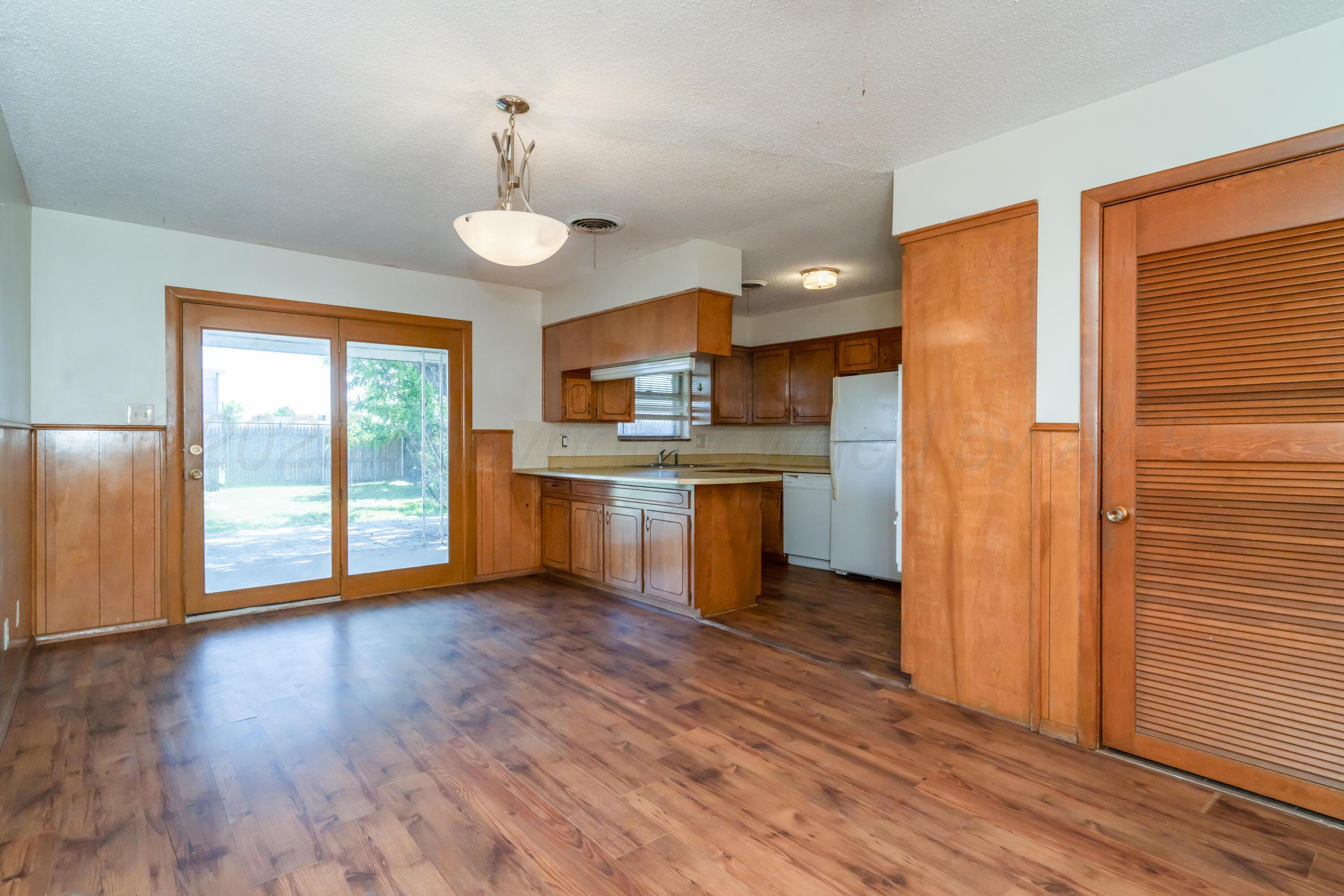 542 W Nara Visa Lane, Fritch, Alaska image 8