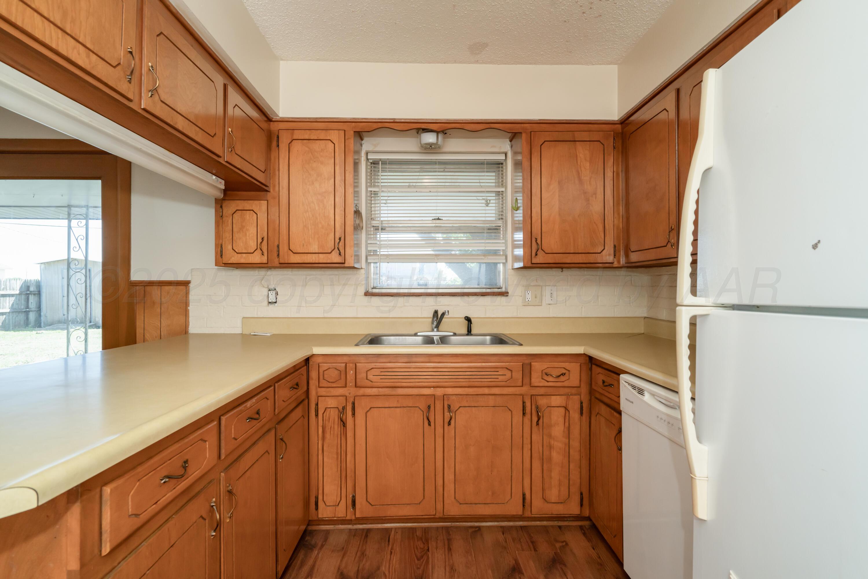 542 W Nara Visa Lane, Fritch, Alaska image 14