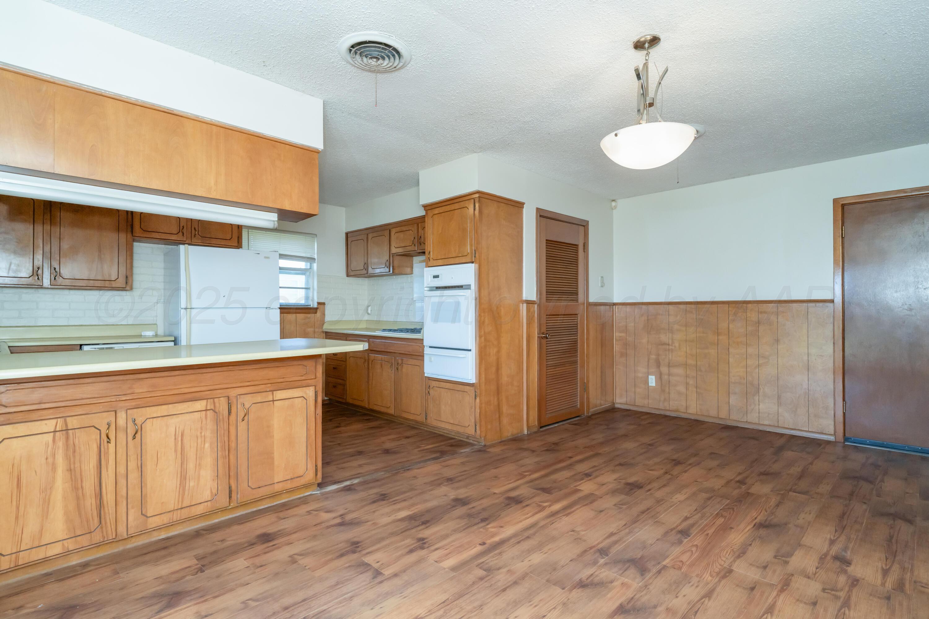 542 W Nara Visa Lane, Fritch, Alaska image 9