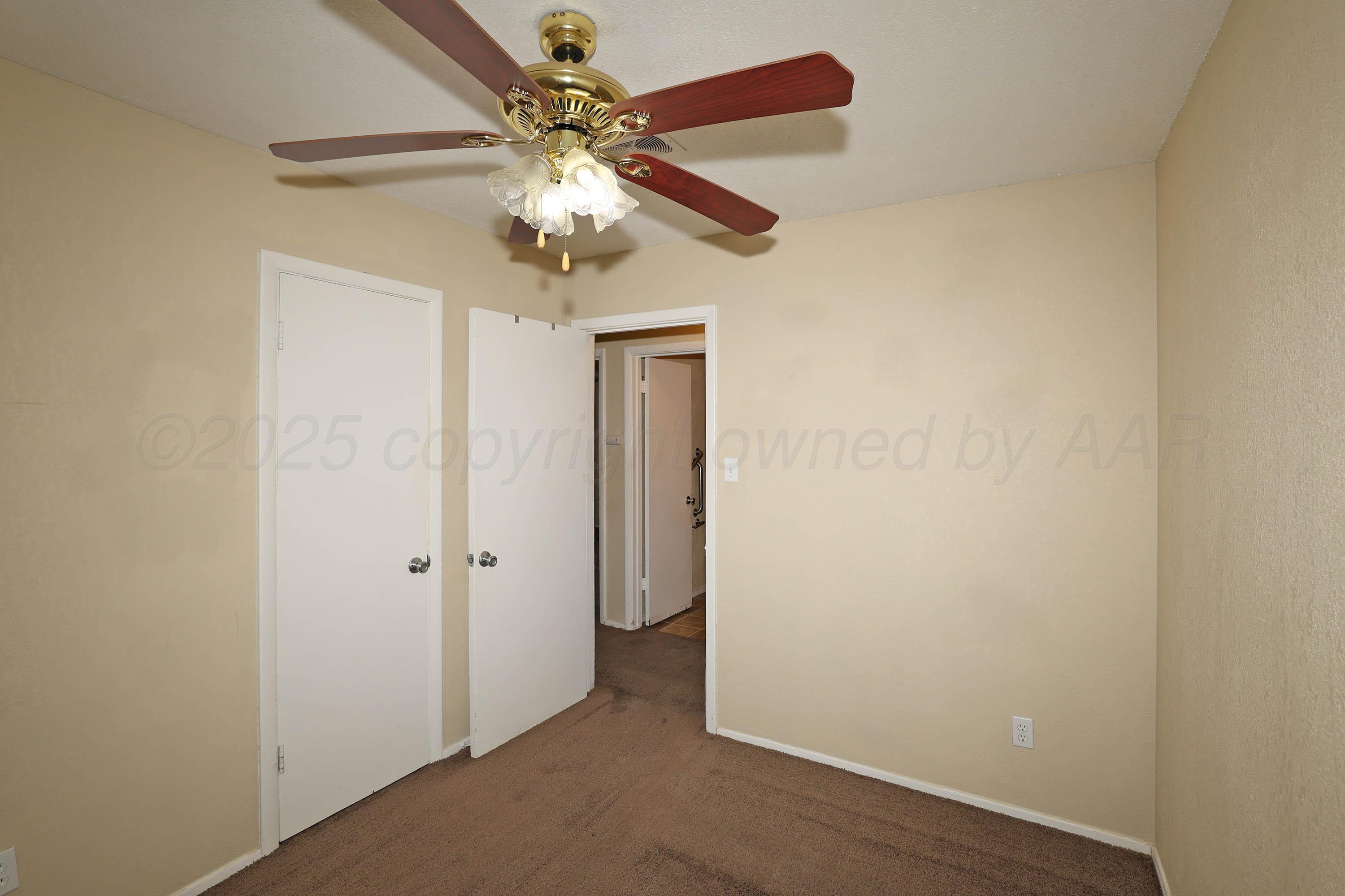 1204 S Sycamore Street, Amarillo, Alaska image 9