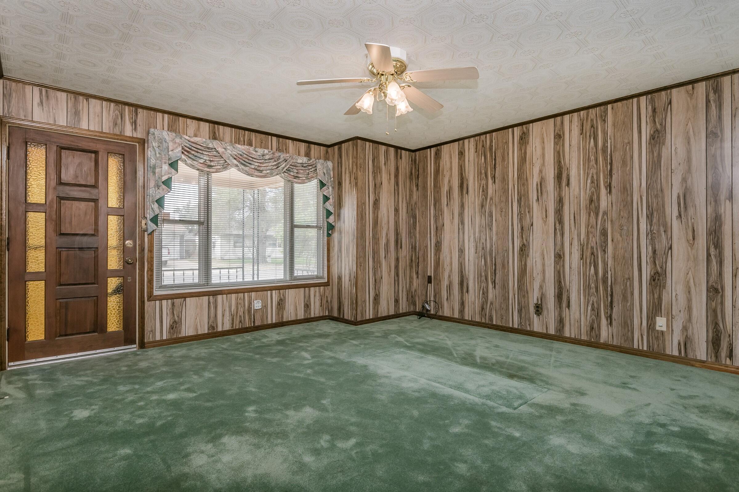 1128 Sierra Drive, Pampa, Texas image 3