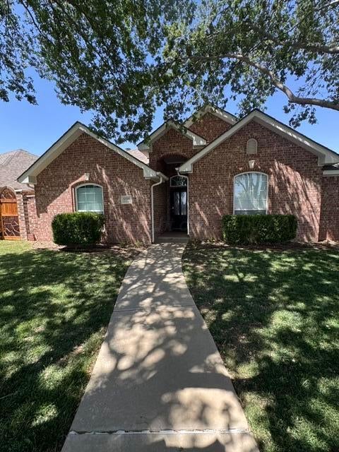 Homes For Sale - 6016 Greenways Drive<br/> Amarillo, TX 79119