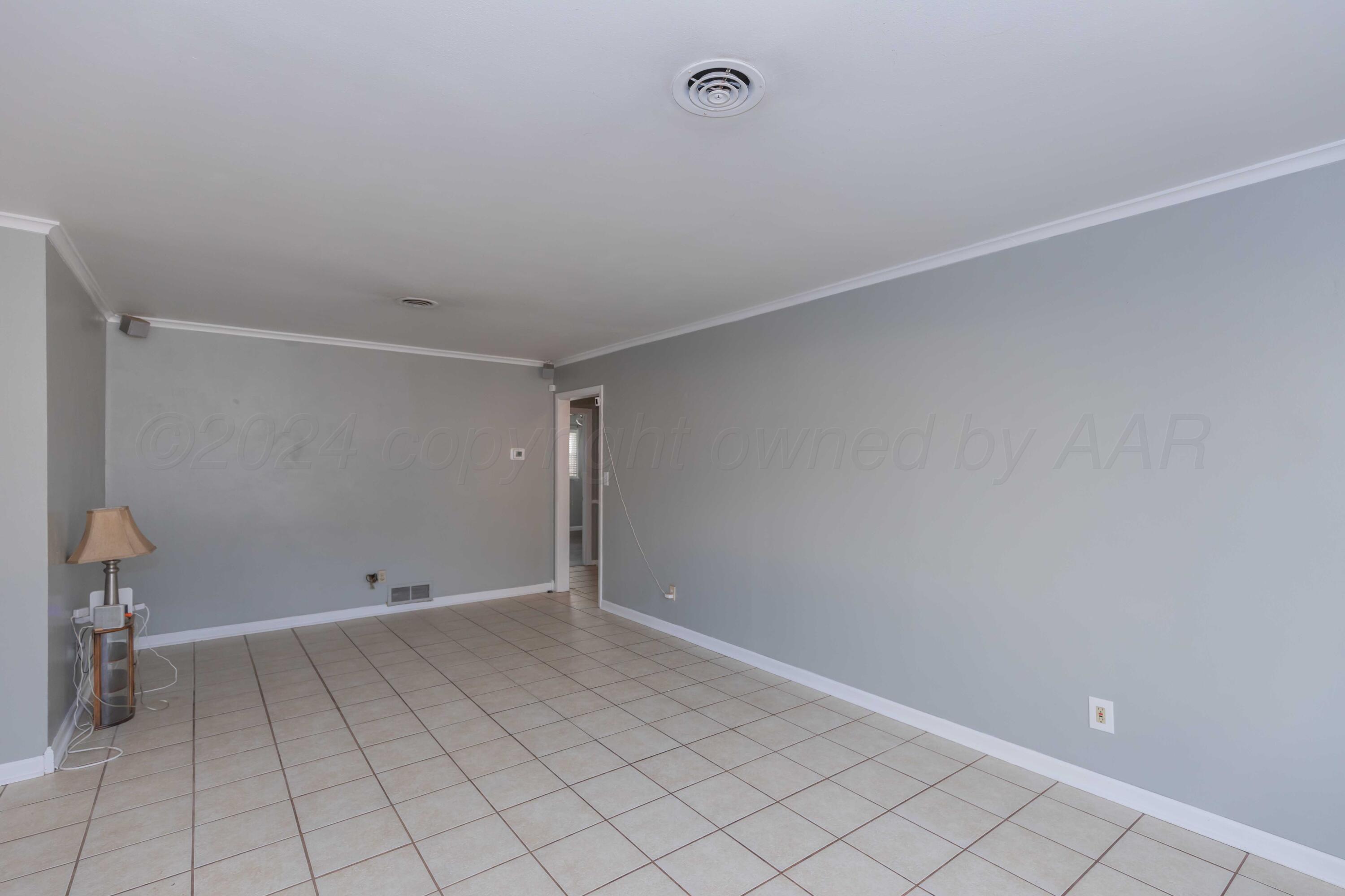 3713 E Lynette Drive, Amarillo, Alaska image 5