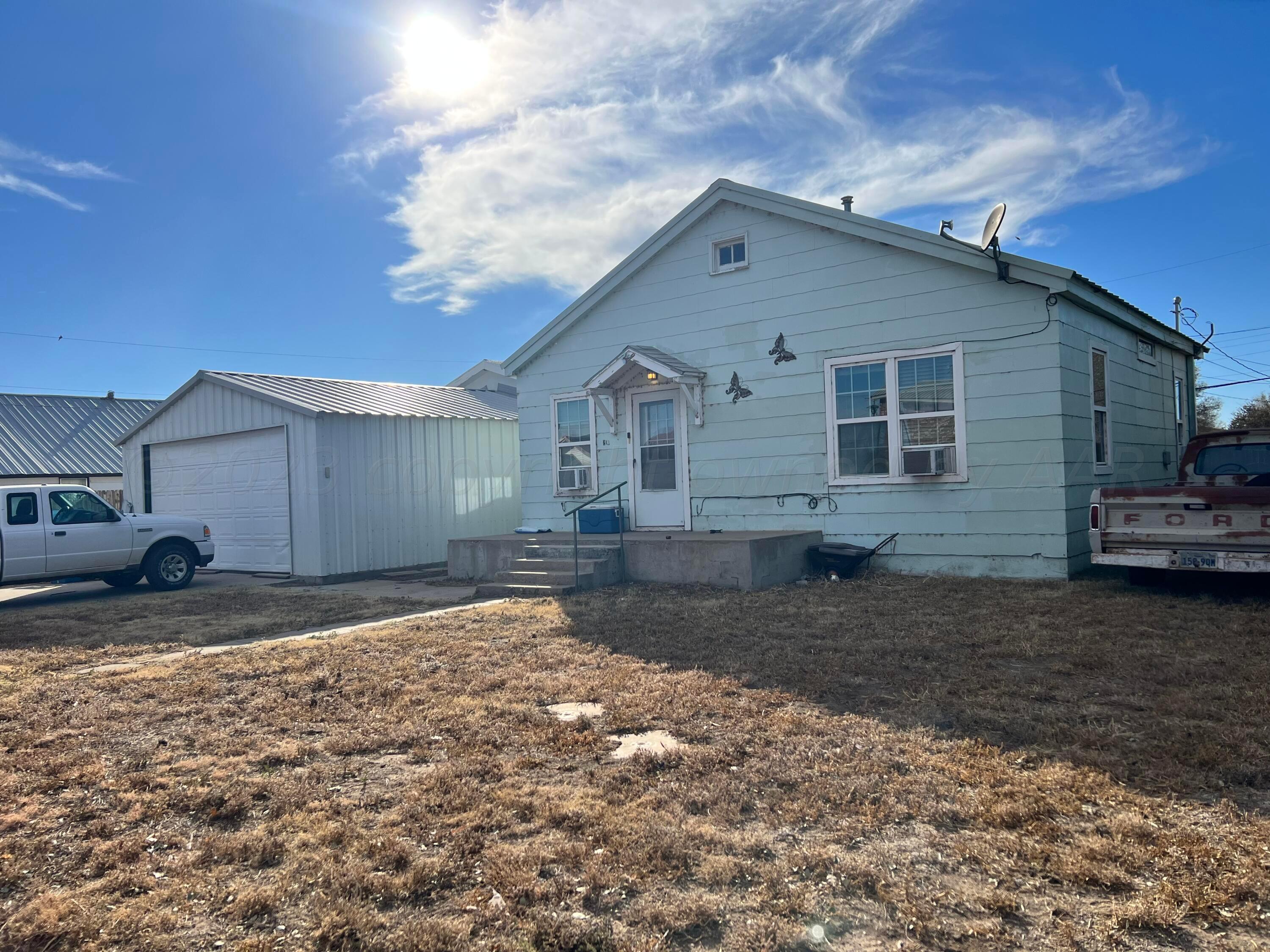 Sunray, Texas 79086, United States, 2 Bedrooms Bedrooms, ,1 BathroomBathrooms,Residential,Active,68769