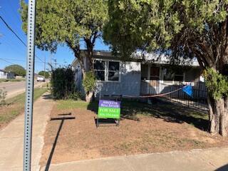 2512 W Globe Avenue, Lubbock, Idaho image 2