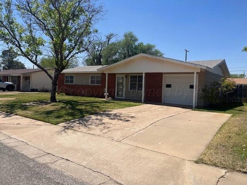 Homes For Sale - 133 Ranger Street<br/> Hereford, TX 79045