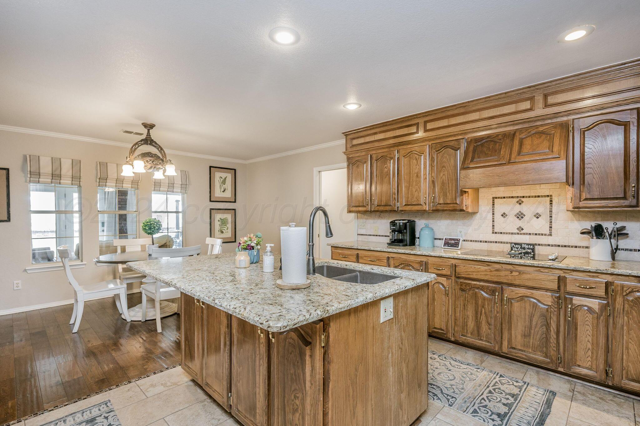 3 Quail Hollow Holw, Borger, Idaho image 10