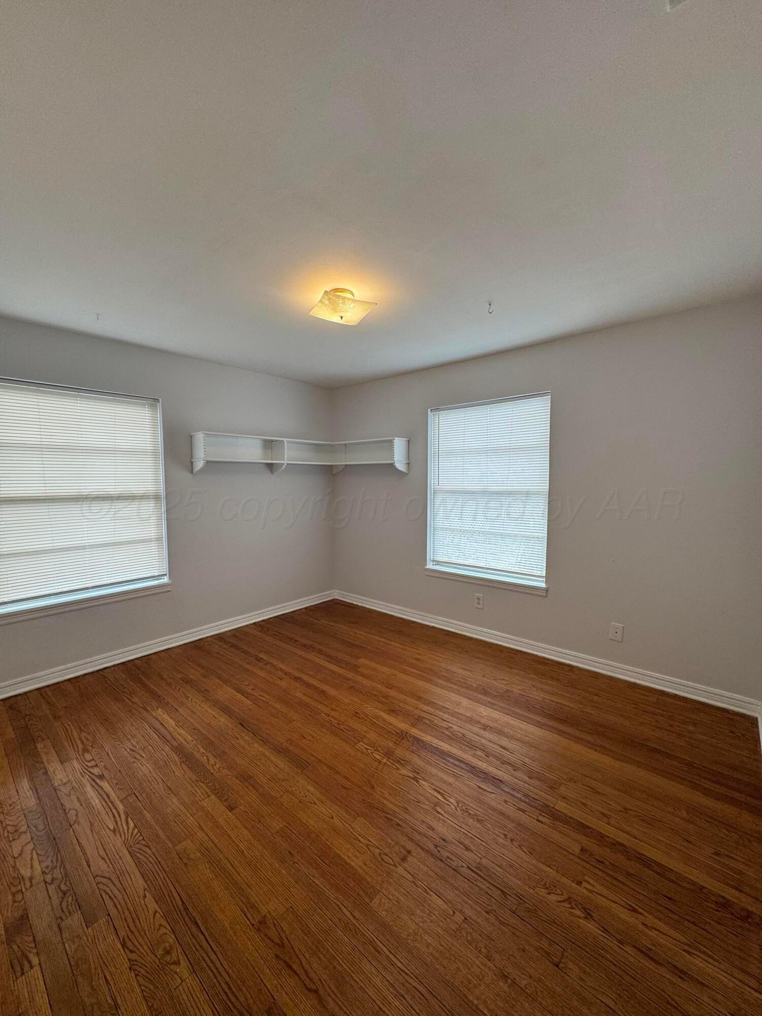 1000 S Austin Street, Amarillo, Idaho image 12