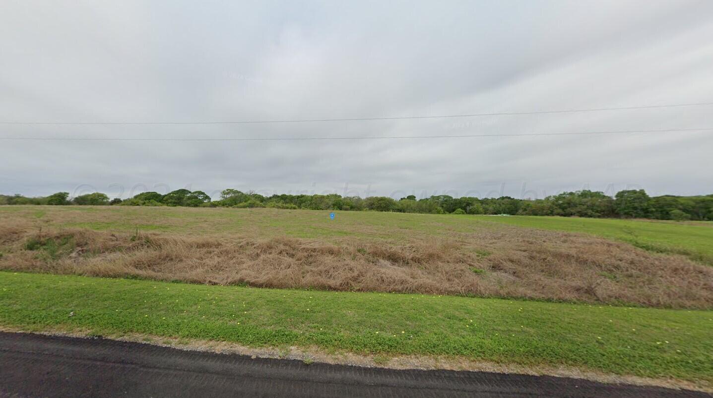 230 County Rd 406, Palacios, Texas image 3