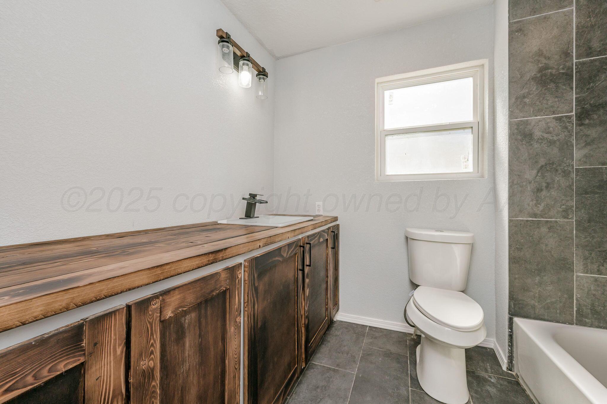 832 S Virginia Street, Amarillo, Idaho image 12