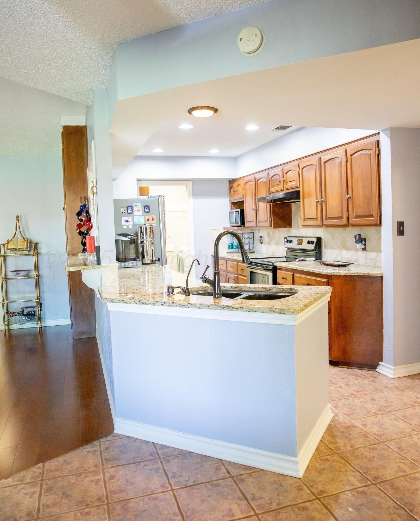 2104 Denfield Lane, Childress, Alaska image 7