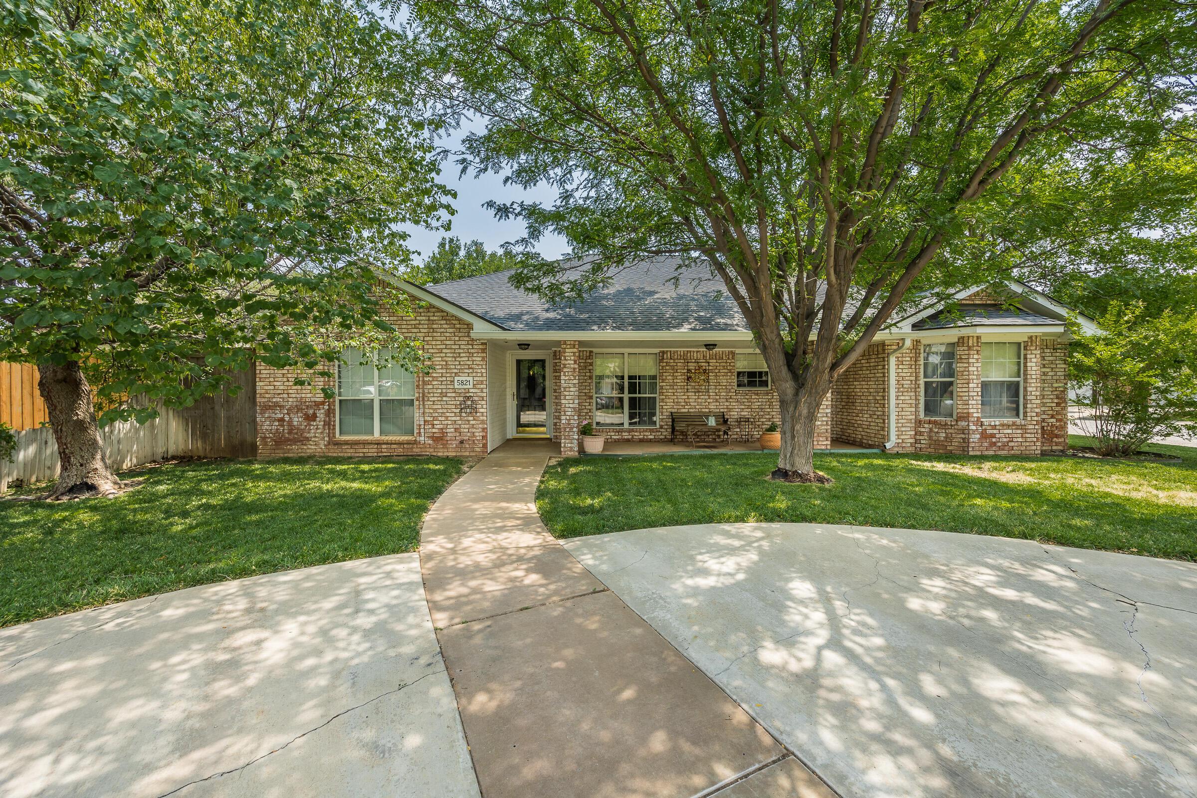 5821 Radiant Lane, Amarillo, Texas image 2