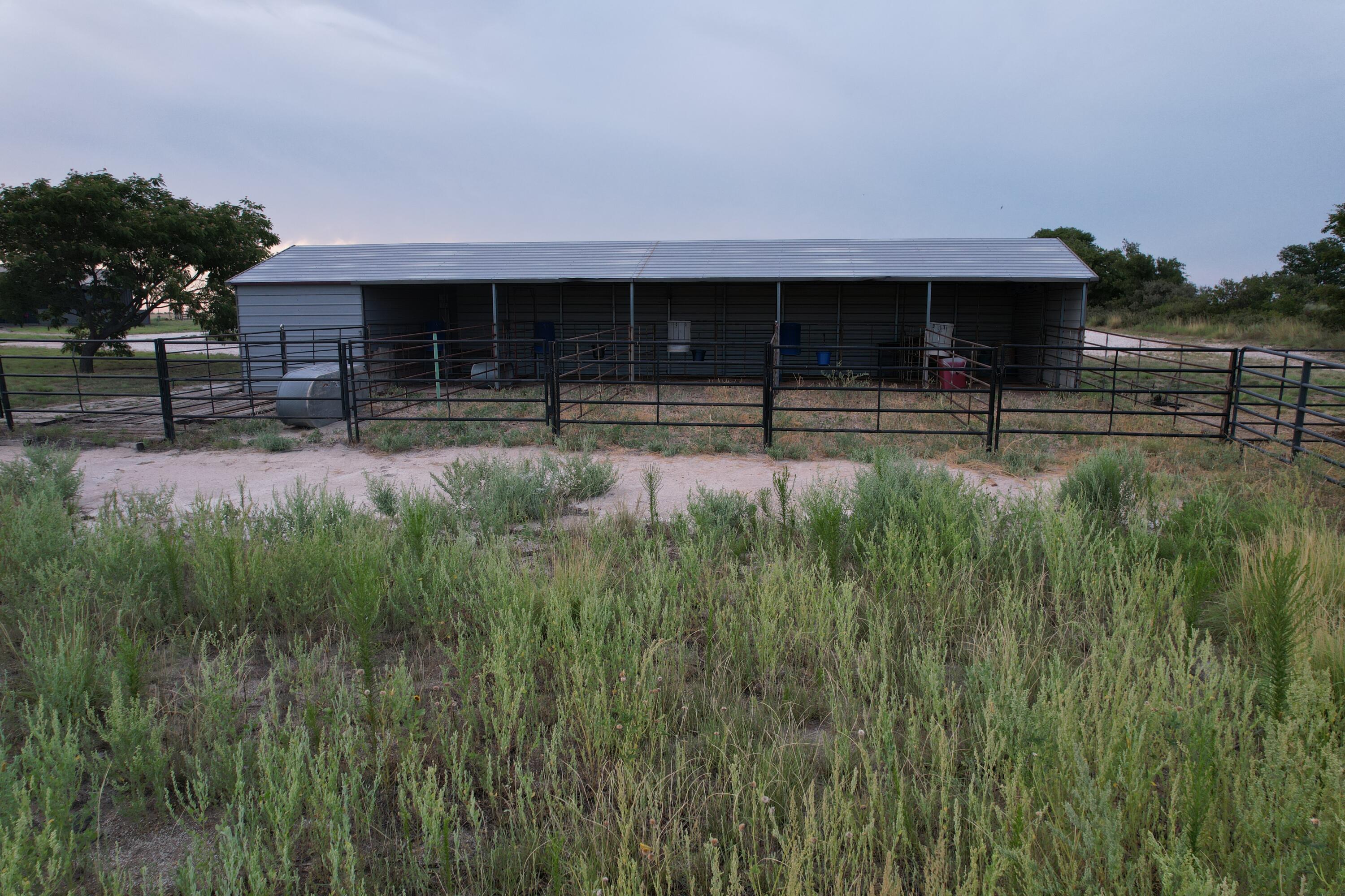 14414 I -40, McLean, Texas image 9